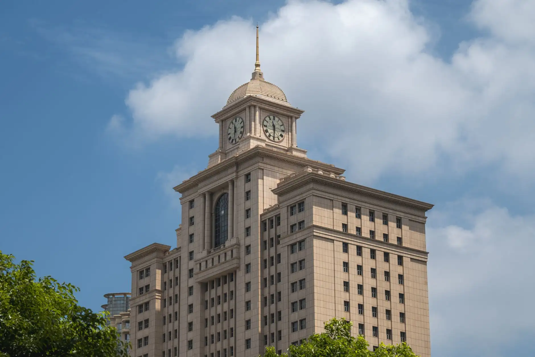 武汉金章科技安防监控设备选型指南:企业园区与家庭场景适配方案
